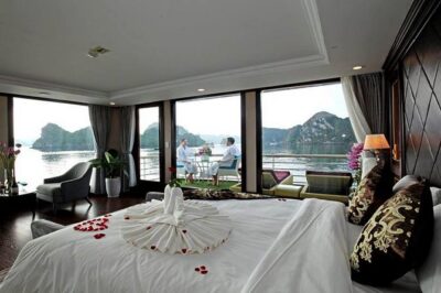 Ha Long Bay & Lan Ha Bay 2D1N on 5-star Cruises - Inside the 5-star ship: cabins, cleanliness, and balcony time