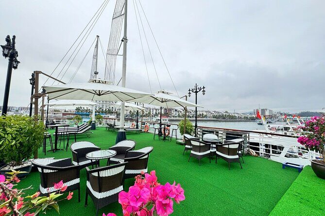 Ha Long Bay Luxury Day Cruise with Buffet Lunch, Caves & Kayaking - Luon Cave: kayaking, bamboo boats, or relaxing on board