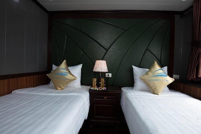 Ha Long bay tour in Middle 3 star cruise - Meals onboard: breakfast, lunch (twice), and dinner without the stress