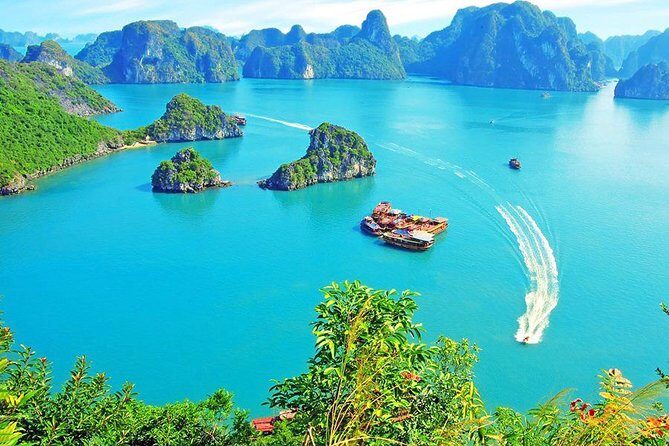 Ha Long Full Day Deluxe Trip - Long Route (6-Hour Trip) - Titop Island: Swim, Walk Up, and Get Your Photos