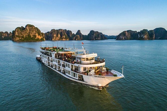 Halong Bay 2 Days 1 Night Cruise - Food on board: what’s included and what to plan around