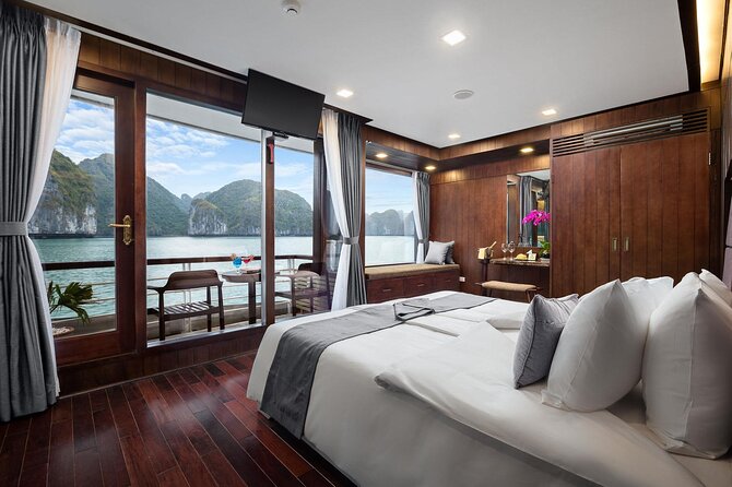 Halong Bay 3-day trip with Luxury Cruise - From Hanoi to the bay: the 3-day flow