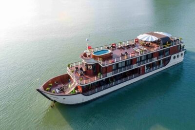 Halong Bay 3-day trip with Luxury Cruise - Halong Bay UNESCO sailing: what you’ll notice first