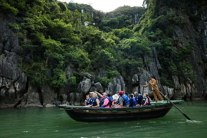 Halong Bay 3-day trip with Luxury Cruise - Food, water, and onboard comfort