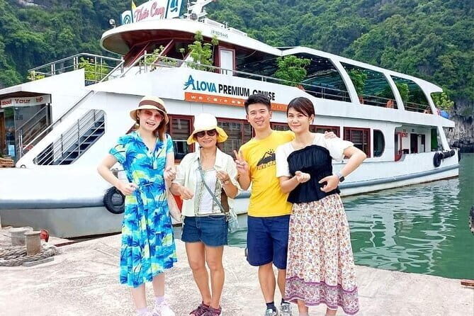 Halong bay 4 hours boat tour from Halong city with 2 caves, kayak - Hon Ga Choi Island and the famous rock symbol