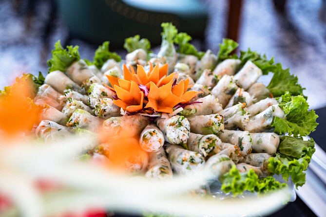 Halong bay 5star Cruise Day Trip: Buffet lunch & Limousine bus - Titop Island viewpoint time, and how to plan around crowds