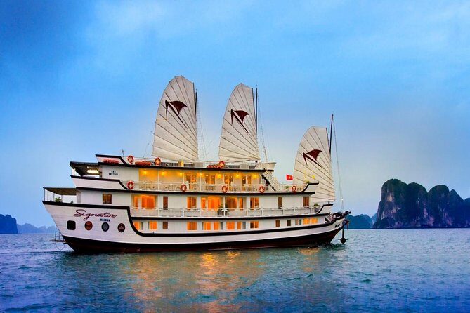 Halong Bay Cruise 2 Days - 1 Night with 5 Star Luxury - The day-one welcome: Ha Long Bay, plus a real safety briefing