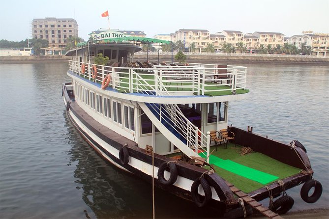 Halong Bay Cruise Day Trip: Visit Thien Cung Cave, Kayaking & Lunch - best price - Tuan Chau check-in and the 30-person comfort factor