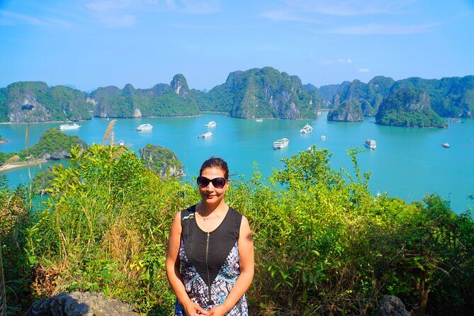 HaLong Bay Day Cruise with Kayaking, Swimming, Hiking and Lunch - Ti Top Island: Beach Break and the Panorama Climb