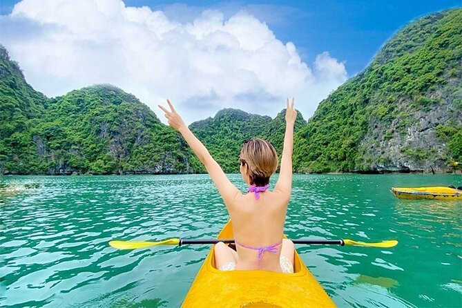 Halong Bay Day Tour 6Hour Deluxe Cruise Limousine Bus Small Group - Getting from Hanoi to Tuan Chau by limousine bus