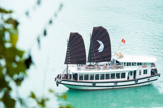 Halong Bay Full-day Cruise with Kayaking from Hanoi - Getting from Hanoi to Ha Long Bay without the usual hassle