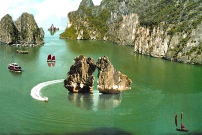 Halong Bay Full Day With Heaven Cave And Kayaking - Thien Cung Cave (Heavenly Palace Grotto): 45 minutes that can feel like more