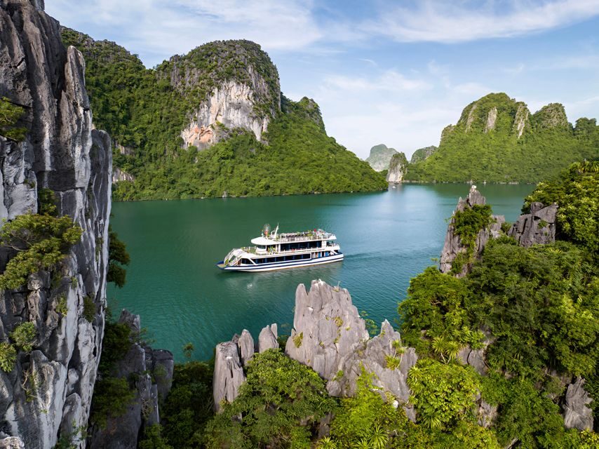 Halong Bay Luxury Cruise with Kayaking & Lunch Buffet - Who This Halong Bay Day Cruise Suits Best