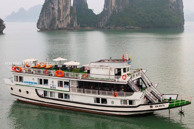 HALONG BAY LUXURY IRIS CRUISE DAY TRIP-BEST SELLER: Kayak, Music - Sunset on board: live band, DJ energy, and canapés