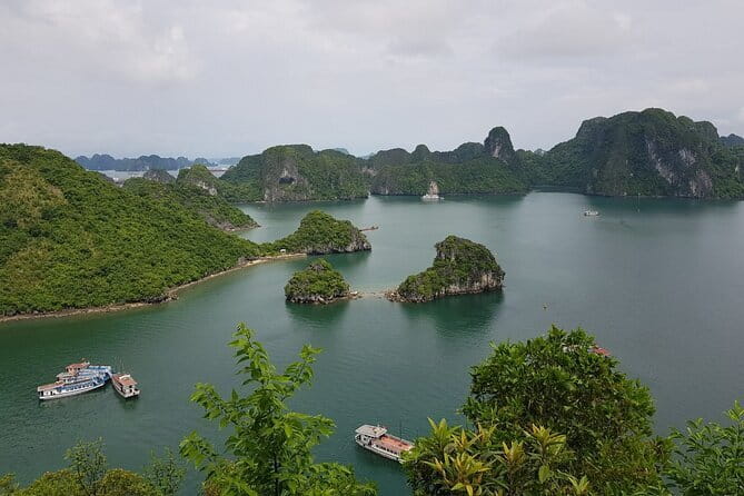 Halong Bay Shore Excursion: Full Day Cruise Tour from Cruise Port - Why Ha Long Bay works so well as a cruise shore day