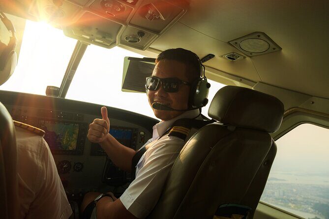 Halong Bay Sightseeing With Seaplane - Named Highlights From Above: Dau Be Island and Cong Do