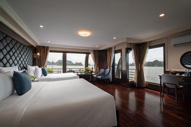 HaLong - LanHa Bay 2 Nights On The 1st Deck with La Pandora Cruises - Day 3: Dark & Bright Cave plus local rowing boats