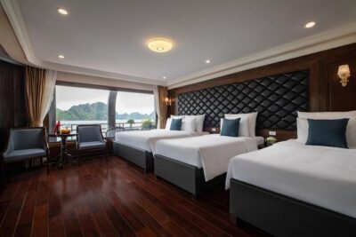 HaLong - LanHa Bay 2 Nights On The 1st Deck with La Pandora Cruises - Day 2: Sunrise Tai Chi and a full morning on the bay