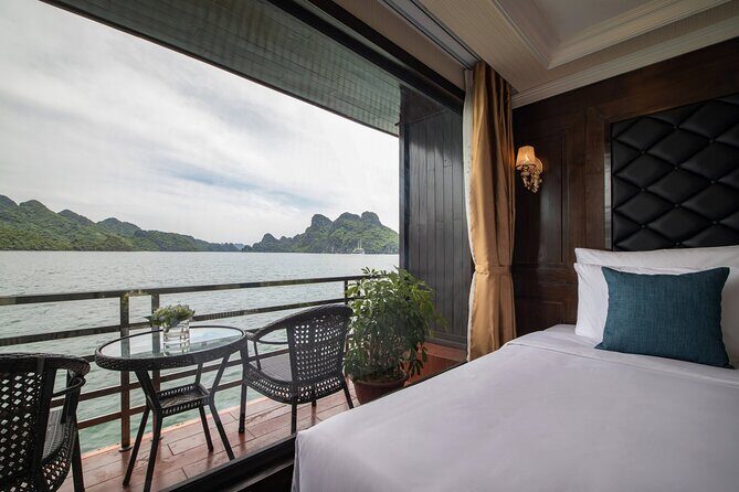 Halong Pandora 5 Star Cruise 2D1N-All Inclusive, cave, transfer - Day 1 routing: Tuan Chau to Lan Ha with lunch at sea