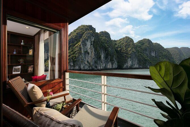 Halong Pandora 5 Star Cruise 2D1N-All Inclusive, cave, transfer - Price and value: is $160 really a five-star deal?
