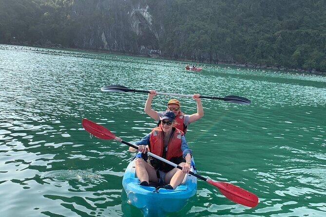 Halong Royal Palace Cruise 2 days - Food and onboard activities: where this cruise earns its reputation