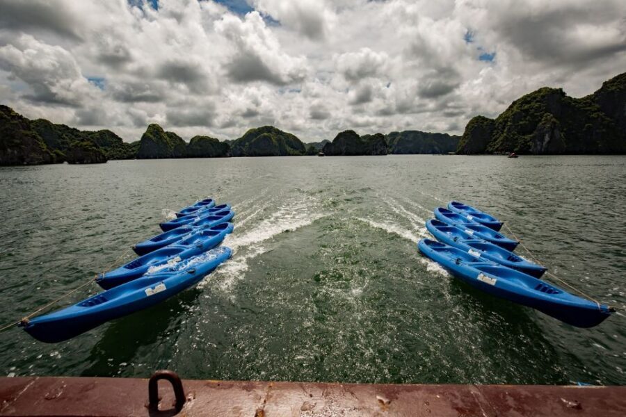 Hanoi: 2-Day Lan Ha Bay and Cat Ba National Park with Hiking - Lan Ha Bay cruise from Beo Harbor: floating village views and Cam Lagoon