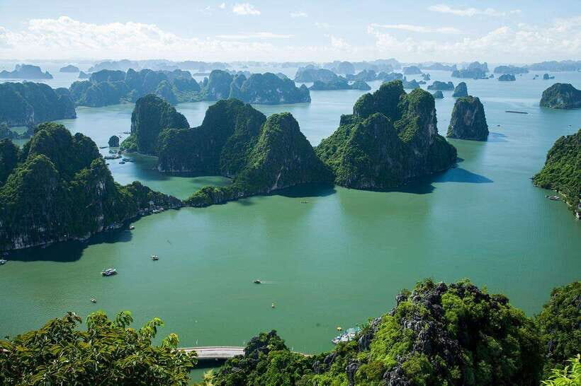 Hanoi: 5-Star Halong Bay Cruise with Lunch, Jacuzzi & Party - A 5-Star Halong Bay Day Trip That Actually Feels Like a Day