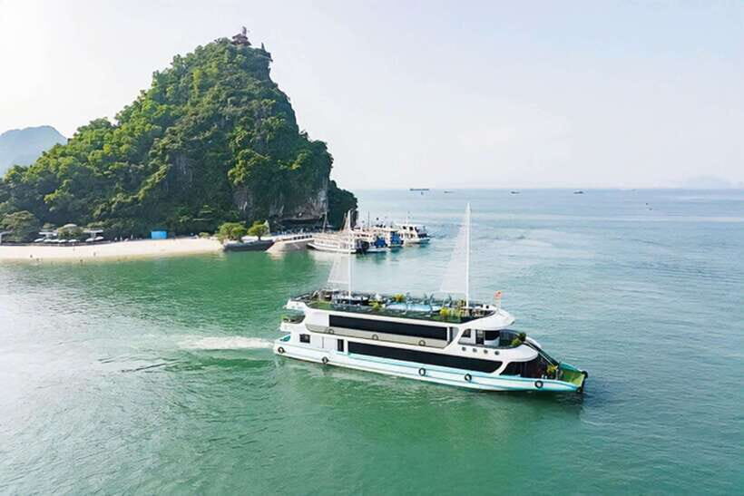Hanoi: 5-Star Halong Bay Cruise with Lunch, Jacuzzi & Party - Heading Back to Hanoi: Arrive by 21:30