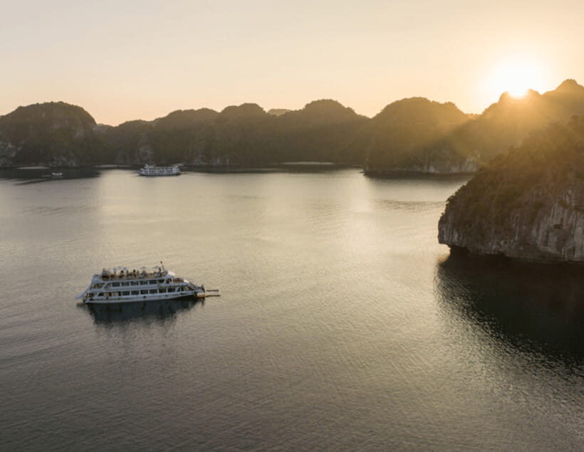 Hanoi: Cat Ba, Lan Ha & Ha Long Bay Luxury Cruise with Lunch - Lunch onboard: tasty, filling, and timed to keep the day moving
