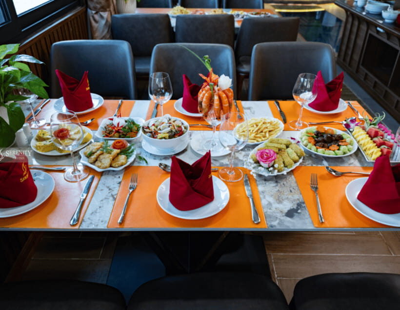 Hanoi: Cat Ba, Lan Ha & Ha Long Bay Luxury Cruise with Lunch - On board comfort: the rooftop bar and space to breathe