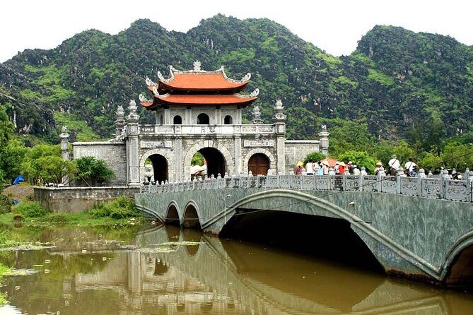 Hanoi Epic tour 6D5N Hanoi - Halong Bay - Ninh Binh - Sapa - Meals, entrances, and what the $366 price is really buying