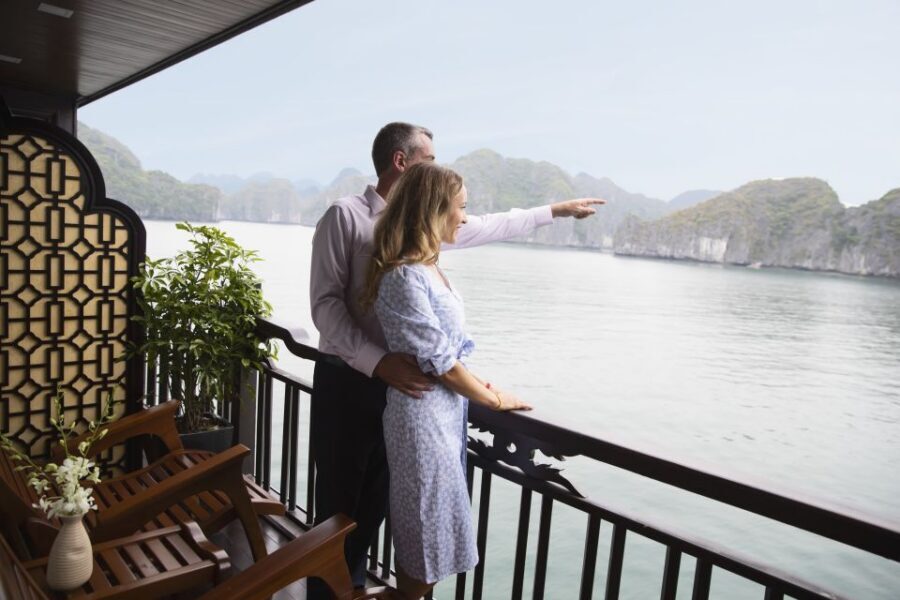Hanoi: Halong Bay 2-Day 5-Star Balcony Cruise & Bathtub - Cooking demonstration on board: a small cultural win you won’t rush through