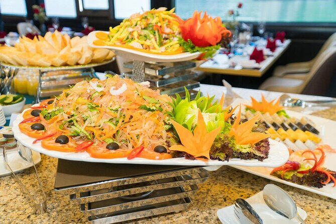 Hanoi : Halong Bay 7-Hour Luxury Cruise with Limousine Transfer - When the sunset party happens (and how to time your photos)