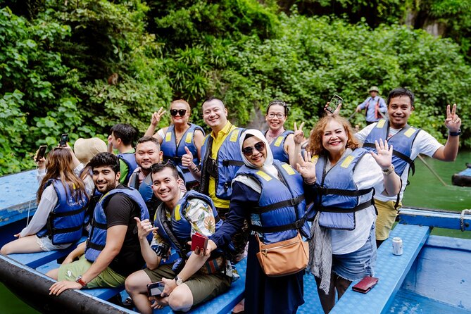Hanoi: Halong Bay Luxury Option – Titop, Surprise Cave, Kayak - Timing tips and what to bring for a comfortable day