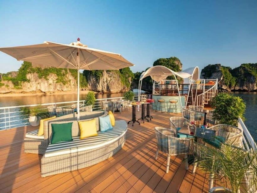 Hanoi: Lan Ha Bay & Cat Ba Island Day Trip on Luxury Cruise - Lunch on the cruise: a meal that makes the day feel worth it