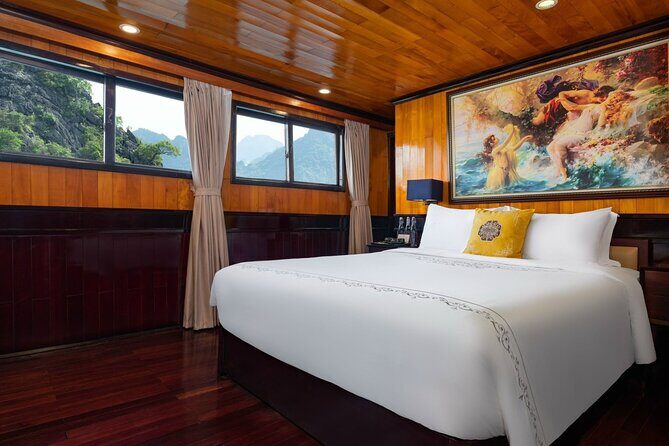 HERA CLASSIC Boutique Cruise Halong Bay 2 Days 1 Night Trip - Meals on Board: What’s Included and What to Watch For