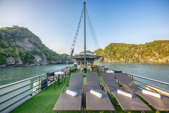 Hera Luxury Day Cruise Full Day Explore Lan Ha Bay - From Hanoi Old Quarter to Lan Ha Bay: the early-morning run