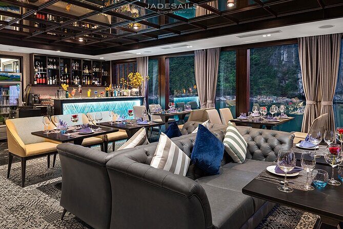 Jade Sails – Halong & Lan Ha Bay The Most Luxurious Day Tour - The food and sunset party: spring rolls demo and real downtime
