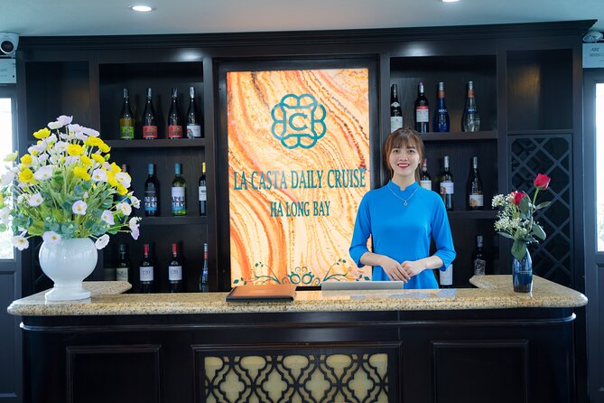 La Casta Cruise - Luxury Day Tour in Halong Bay (Expressway- Limousine) - Sung Sot Cave: the classic stop with the most climbing