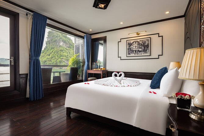 Lan Ha and Halong Bay 5 Star Cruise with Balcony - How Hanoi pickup and the first boat ride set the tone