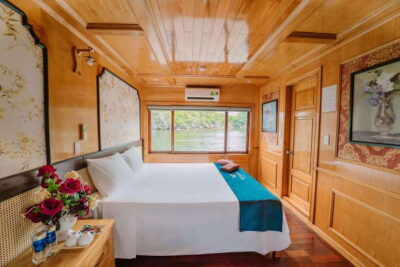 Lan Ha Bay: 2-Day Cruise with Meals, Activities and Pickup - Hanoi pickup and the Beo Harbour handoff (plan for a long travel day)