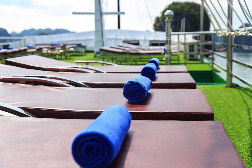 Lan Ha Bay: 2-Day Cruise with Meals, Activities and Pickup - The onboard night: squid fishing, karaoke, and top-deck time