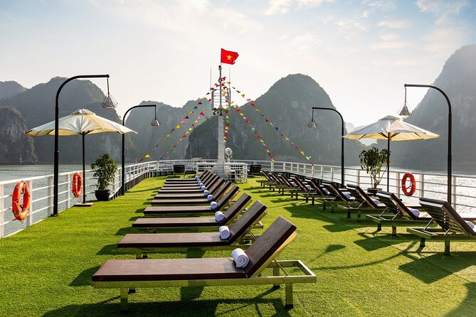 Lan Ha bay luxury cruise 2D/1N: Kayaking, jumping & Swimming at pristine places - Your Cabin Setup: En-Suite Comfort With a Private Balcony