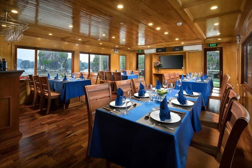 Lan Ha Bay Luxury Cruise with balcony - biking+kayak+tickets - Day 2 in Viet Hai village: biking in the national park valley (with an electric option)