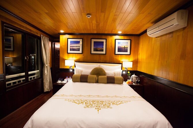 LIKE A BOSS-Luxury options-2d/1n All inclusive in Halong Bay - Getting to Halong Bay: limousine pickup and the day’s pace
