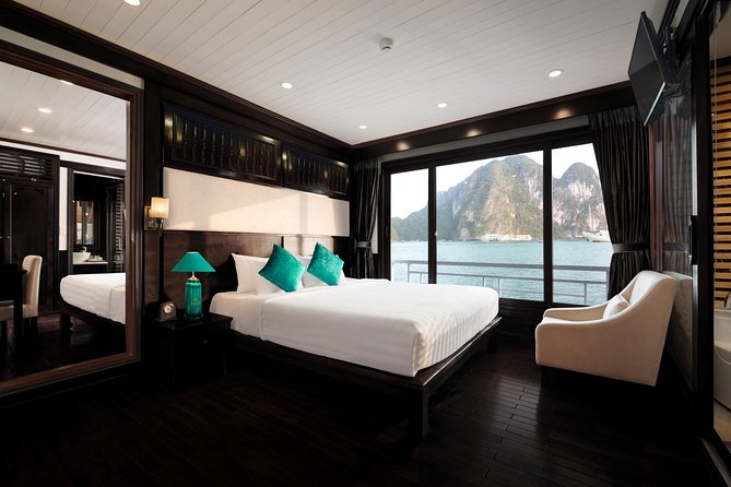 Overnight Luxury 5 Star Alisa Cruise with Meals, Kayak or Bamboo Boat - Key things I’d plan around