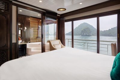 Overnight Luxury 5 Star Alisa Cruise with Meals, Kayak or Bamboo Boat - Titop Island swim: a highlight when the weather cooperates