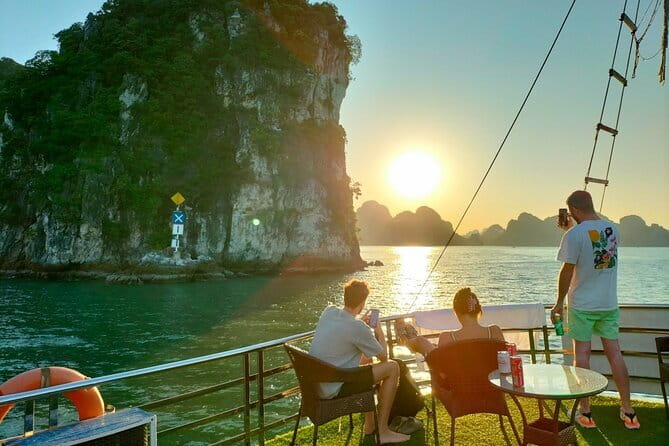 Private/Shared Transfers From/To Hanoi - Ha Long -Ninh Binh-Sa Pa - Practical tips that make the ride better