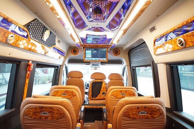 Private Transfers Round Trip Hanoi - Halong - Hanoi Full Day - Door-to-door privacy from Hanoi’s Old Quarter