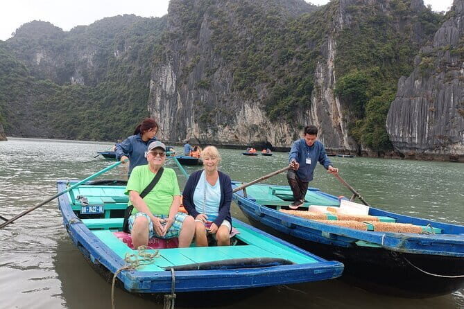 Shore Excursion: Wonderful Heritage Day Cruise at Halong Bay - Luon Cave lagoon time: kayak or bamboo boat